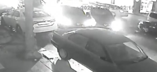 Fatih’te Polisin ‘Dur’ İhtarına Uymadı, 3 Araca Çarptı, 1 Kişi Yaralandı