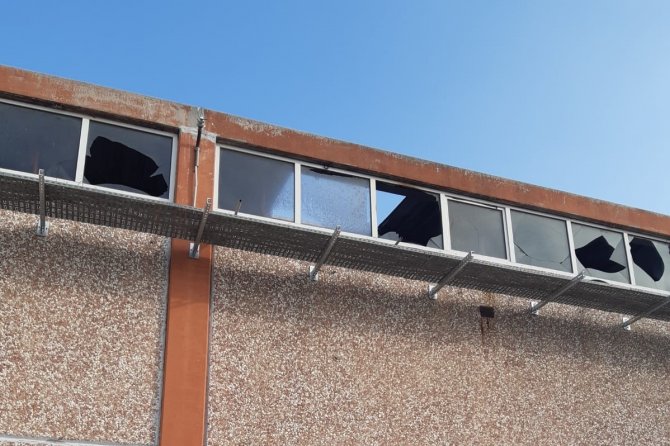 İ̇zmir’de Boya Fabrikasında Patlama: 5 Yaralı
