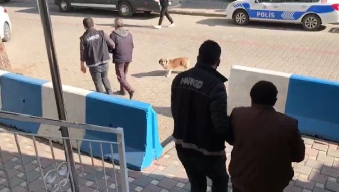 Uyuşturucu Operasyonunda Yakalanan 2 Şüpheli Tutuklandı