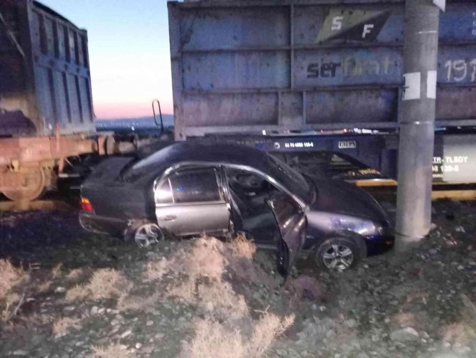 Kahramanmaraş’ta Hemzemin Geçitte Kaza: 1 Yaralı
