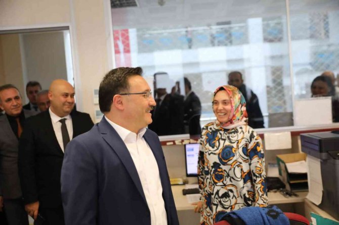 Vali Çiçek’ten Sgk’ya Ziyaret
