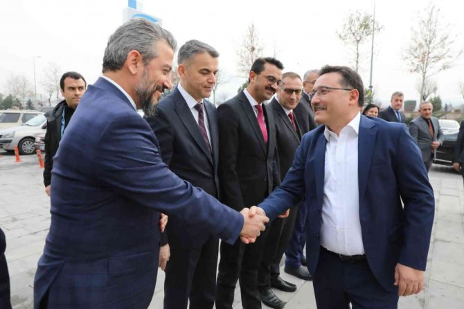 Vali Çiçek’ten Sgk’ya Ziyaret