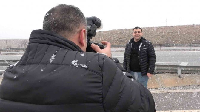 Kırıkkale’de Mevsimin İlk Karı Yağdı