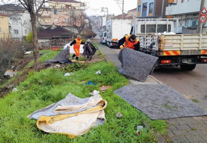 Körfez’in Dört Bir Yanında Temizlik Çalışması Sürüyor