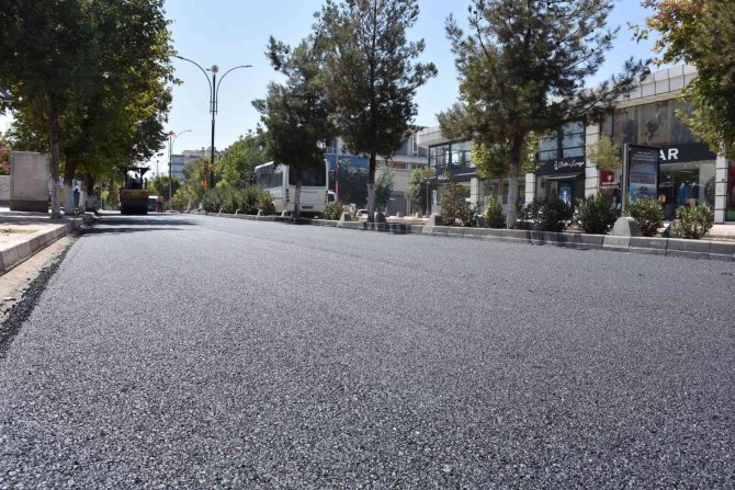 Siirt’te 2022 Yılında 150 Bin Metrekare Parke, 30 Bin Ton Asfalt Çalışması Yapıldı