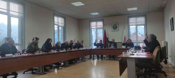 Başkan Kavaklıgil; "Hizmet Aşkı İle Tosya’ya Bir Fazla Proje Kazandırma Yarışı İçinde Olmalıyız"