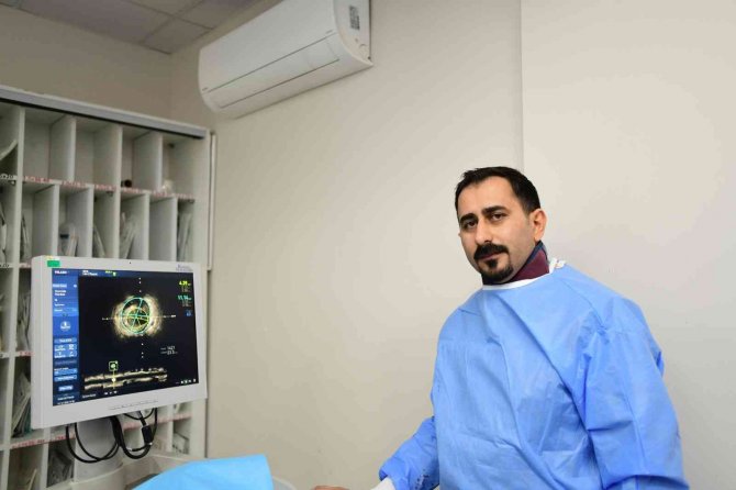 Van’da İlk Kez Kireçli Kalp Damarı ‘Rotablator’ İle Temizlenerek Tedavi Edildi
