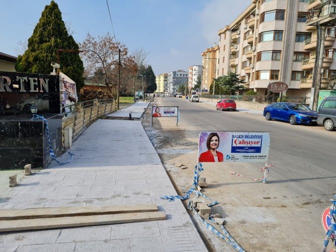 İ̇zmit Belediyesi, Plajyolu’nda Mesaisine Devam Ediyor