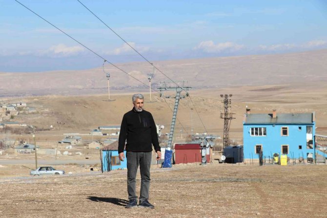 Van’da Beklenen Kar Yağmadı: Kayak Sezonu Açılamadı