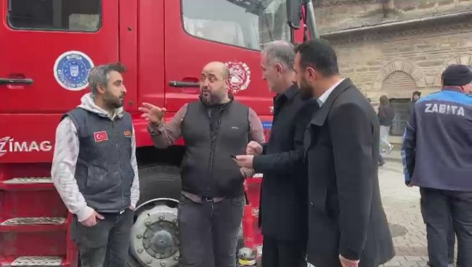 Bursa’da Tarihi Çarşıda Çıkan Yangın Havadan Görüntülendi