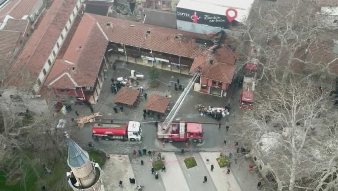 Bursa’da Tarihi Çarşıda Çıkan Yangın Havadan Görüntülendi