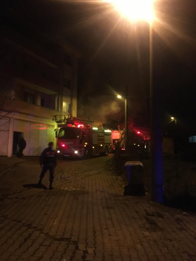 Çan’da Ev Yangını Büyümeden Söndürüldü