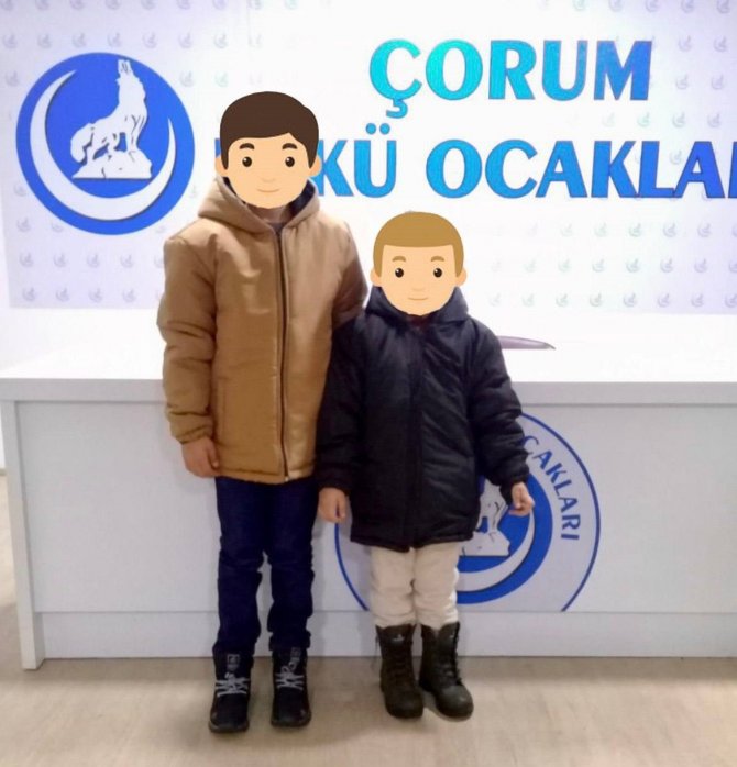 Ülkü Ocaklarından İhtiyaç Sahibi Çocuklara Giyecek Yardımı