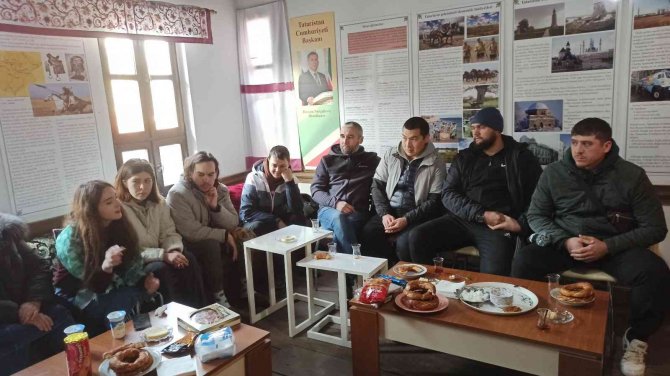 Kazan Tatarları Kaynaştırma Kahvaltısında Bir Araya Geldi