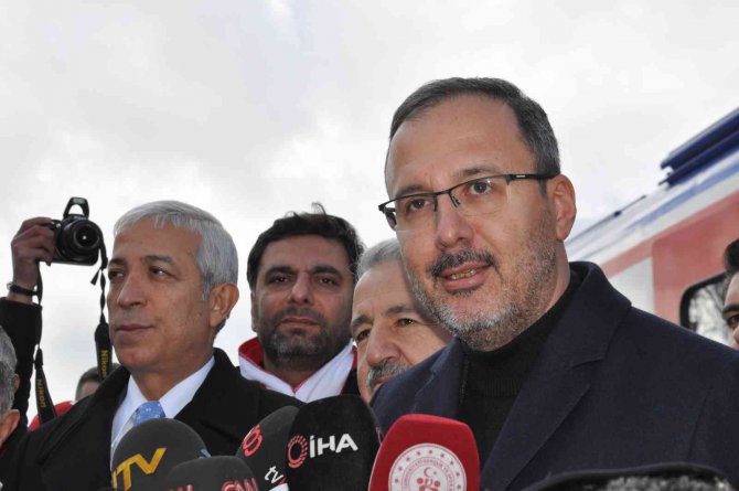Bakan Kasapoğlu, Şehitler Diyarına Sarıkamış Ekspresi İle Geldi