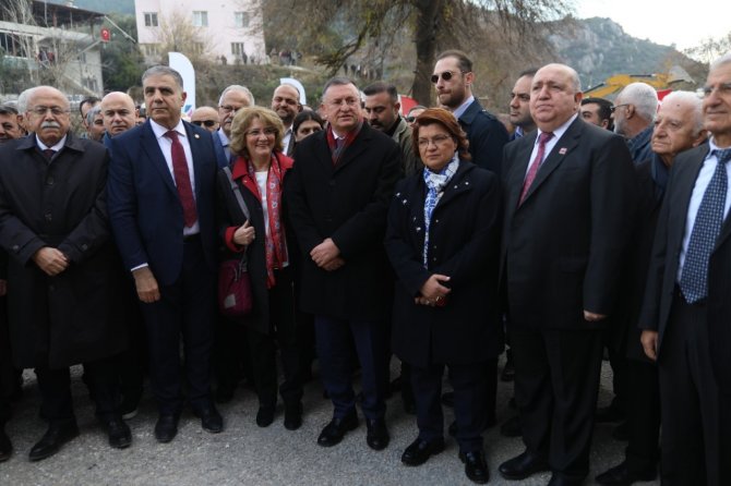 Hatay’da Serinyol-madenli Yolunun Temeli Atıldı