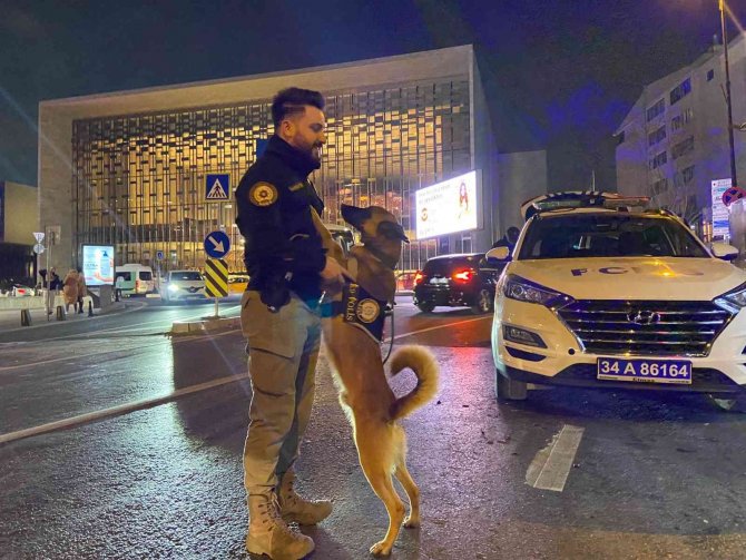 İ̇stanbul’da Helikopter Destekli “Huzur” Uygulaması