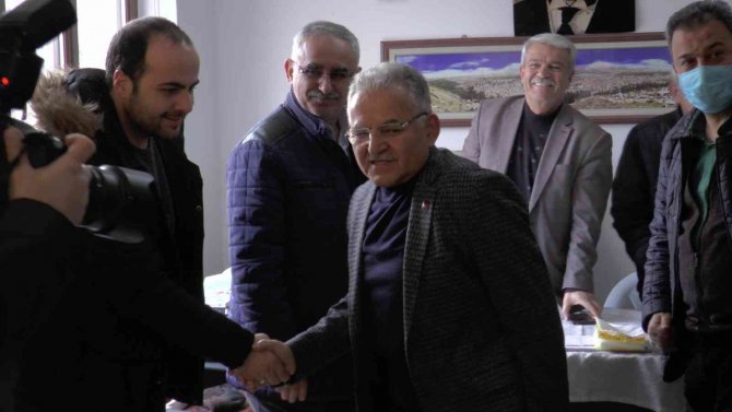 Başkan Büyükkılıç’tan Develililer Derneği’ne Ziyaret