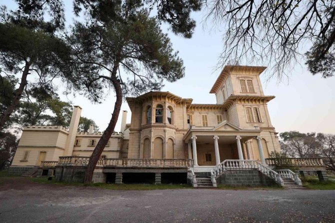 Buca Belediyesinden Tarihi Yapılara Koruma Kalkanı