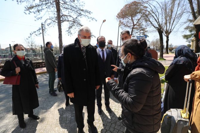 Büyükşehir Ekipleri 2022’de Binlerce Yaşlının Duasını Aldı