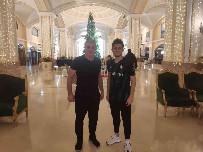 Sakaryaspor, Bülent Uzun’u Transfer Etti