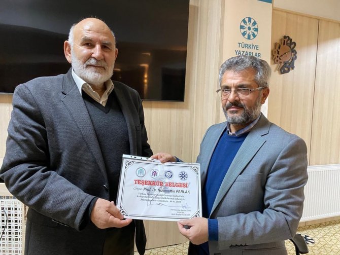 Prof. Dr. Parlak: “İ̇slam Savaşla Değil Barış İle Yayılabilir”