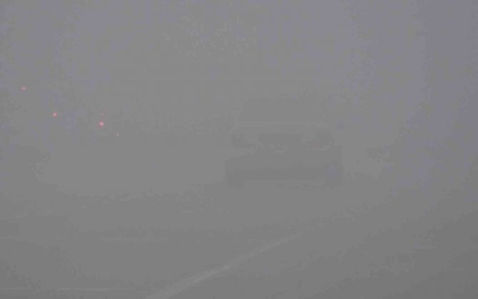 43 İlin Geçiş Güzergahında Yoğun Sis: Görüş Mesafesi 15 Metreye Kadar Düştü