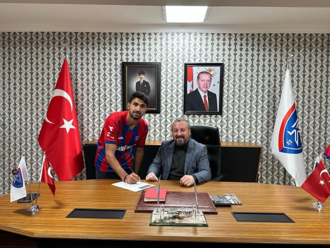 Karabük İ̇dman Yurdu’ndan Transfer Bombaardımanı