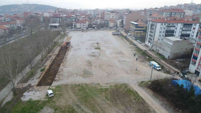 Dursunbey Kapalı Pazar Yerine Kavuşuyor