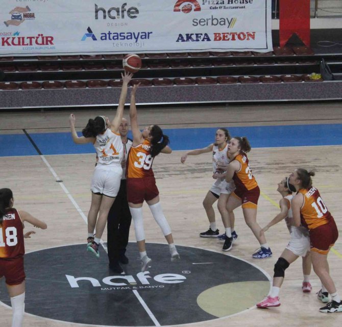 Basketbol Kızlar Gençler Ligi: Düzce Atletik: 102 - Galatasaray: 51