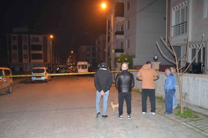 Evine Gittiği Arkadaşı Tarafından Bıçaklandı