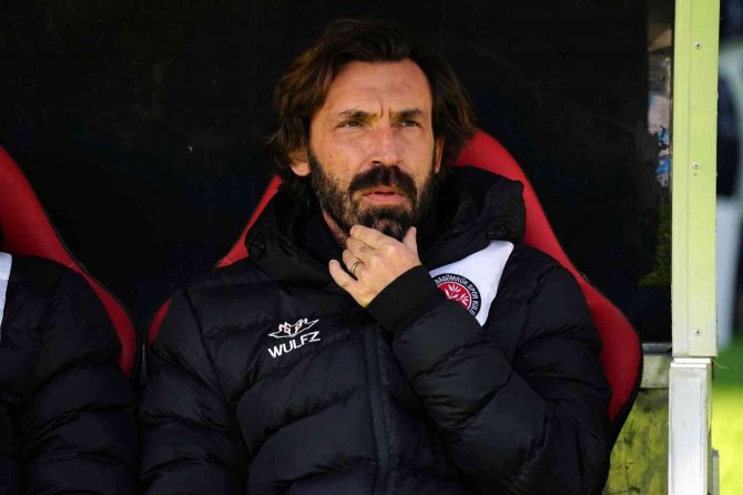 Andrea Pirlo’dan Kadroda 1 Değişiklik