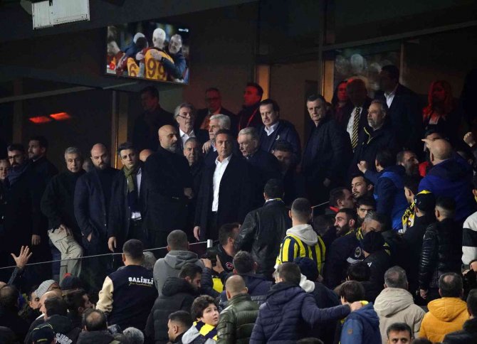 Ali Koç’a Taraftarlardan Tepki