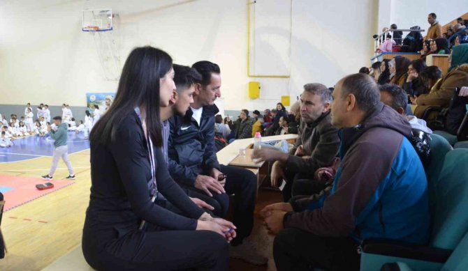 Karaman’da Tekvando Kuşak Sınavı Yapıldı