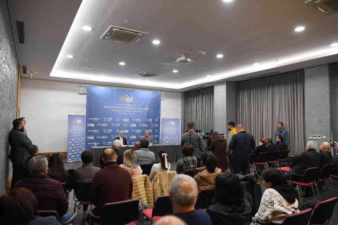 Konyaaltı Belediyesi, Avrupa Plaj Hentbolu Finalleri’ne Ev Sahipliği Yapacak