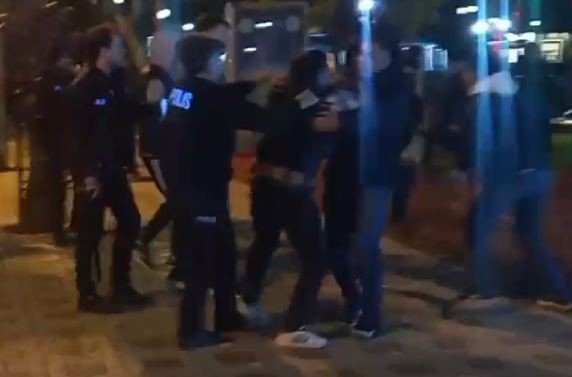 Manisa’da Derbi Sonrası Taraftarlar Birbirine Girdi