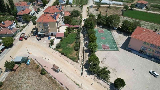 Selendi’nin Altyapı Yatırımına Vatandaştan Övgü