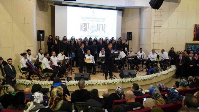 Palandöken’de Bozkırın Tezenesi Eserleriyle Anıldı