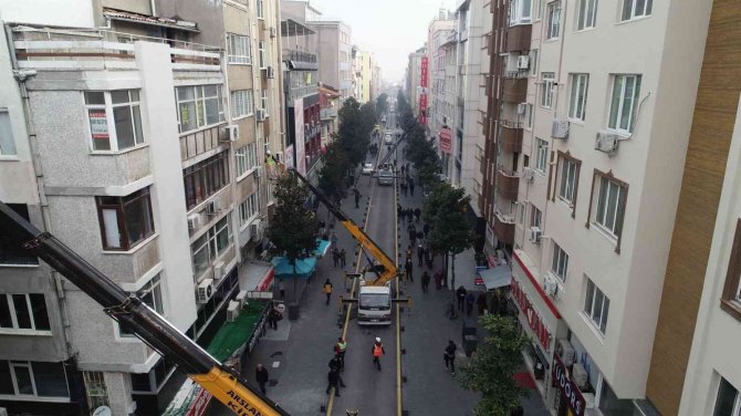 Balıkesir’in Tarihi Milli Kuvvetler Caddesi Yeni Kimliğine Kavuşuyor