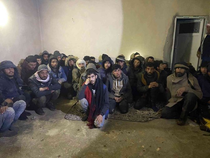 Şanlıurfa’da 101 Düzensiz Göçmen Yakalandı