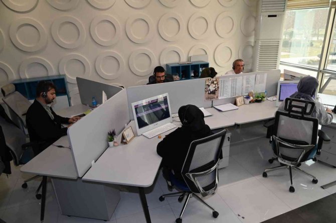 Selçuklu’da “Hizmet Masası” Köprü Görevi Görüyor