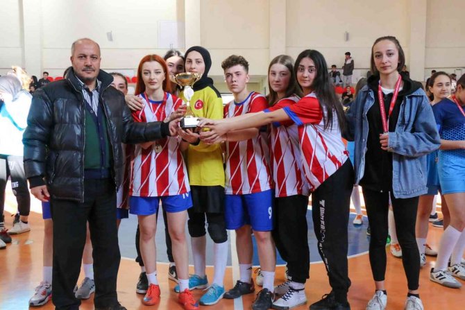 Okullar Arası Futsal Da Şampiyonlar Belli Oldu