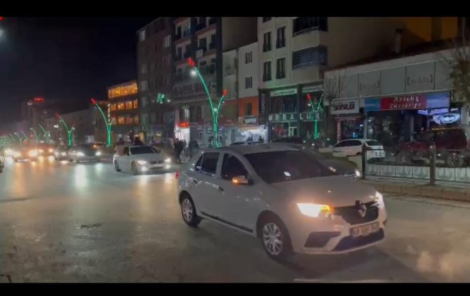 Galatasaray’ın Galibiyeti Muş’ta Coşkuyla Kutlandı