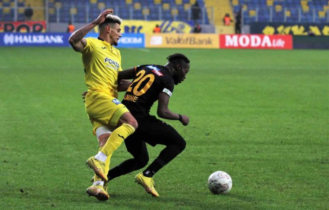 Süper Toto Süper Lig: Mke Ankaragücü: 1 - Kayserispor: 1 (İ̇lk Yarı)