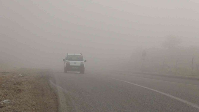 Şanlıurfa Güne Sisle Uyandı