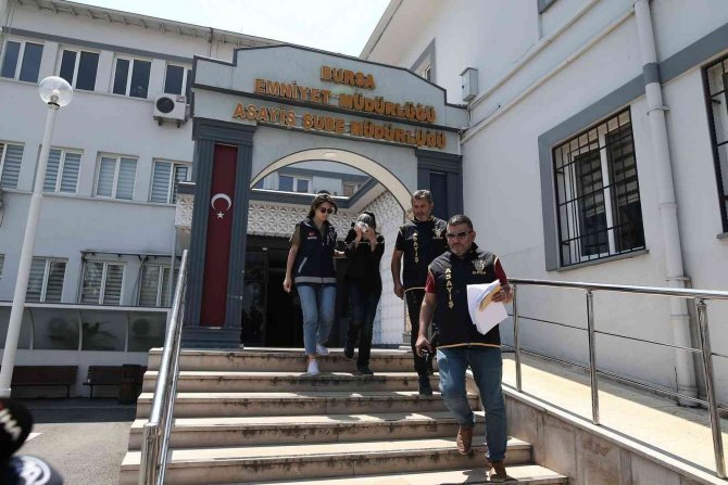 Yeğenini Çöp Eve Kilitleyen Teyze İçin 27 Yıl Hapis Cezası Talep Edildi