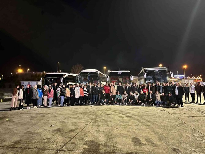 Üniversiteli Gençler ‘Üniak Fest’te Bir Araya Geldi