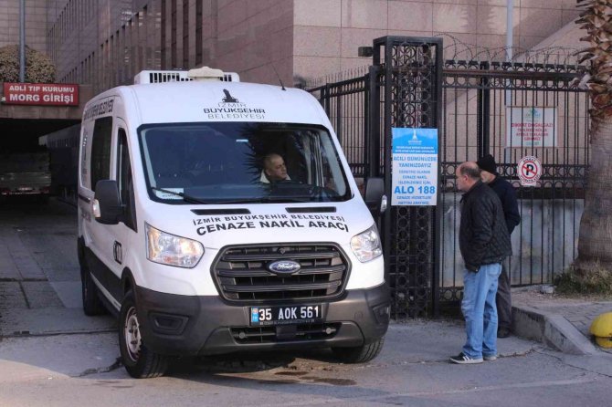 Öldürülen Kadının Cenazesi Alındı