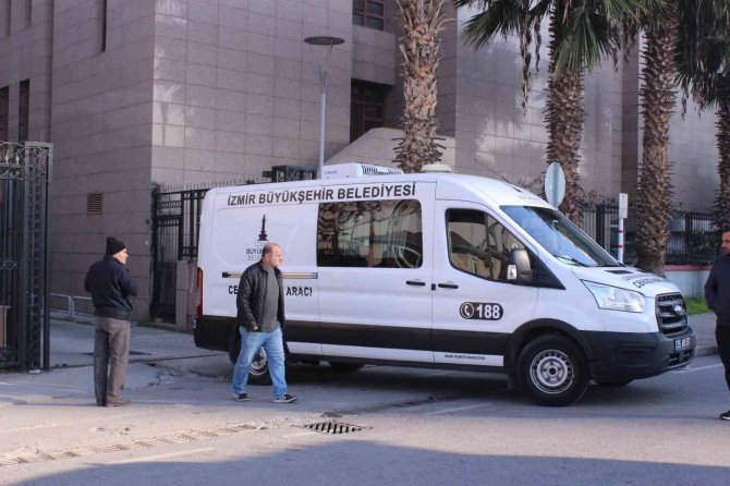 Öldürülen Kadının Cenazesi Alındı