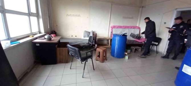 Bitlis Gazeteciler Cemiyeti’nin Çalınan Eşyaları Ve Kapısı Bulundu